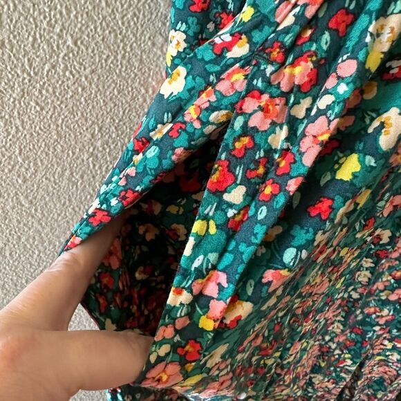 J Crew Smocked V Neck Long Sleeve Micro Floral Ruffle Midi Dress Green Size M - Picture 6 of 12